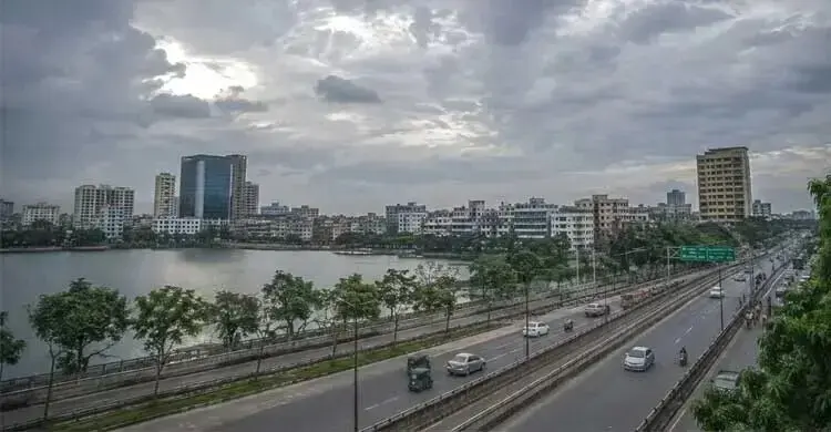 আজ মেঘলা থাকবে ঢাকার আকাশ